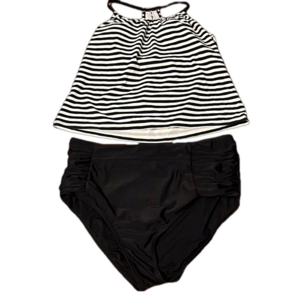 Kona Sol Tankini, top L and bottoms 16W/18W
